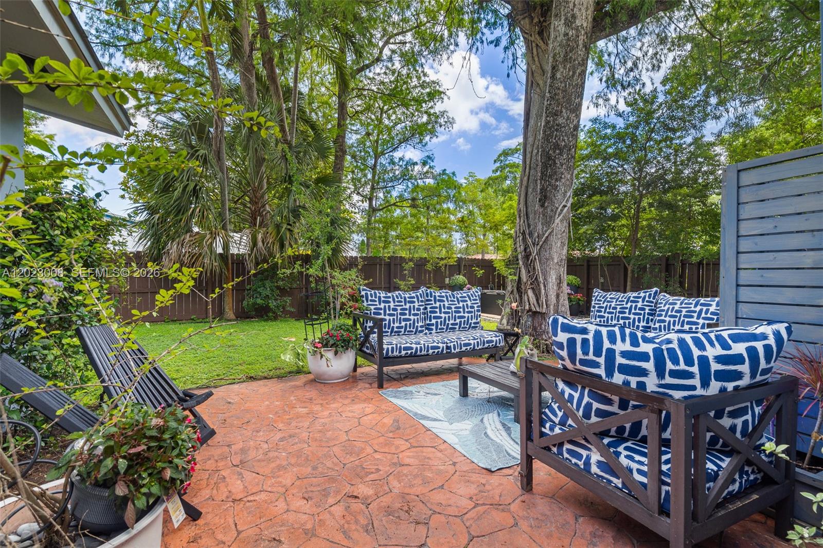 TAMARAC FOREST - Residential