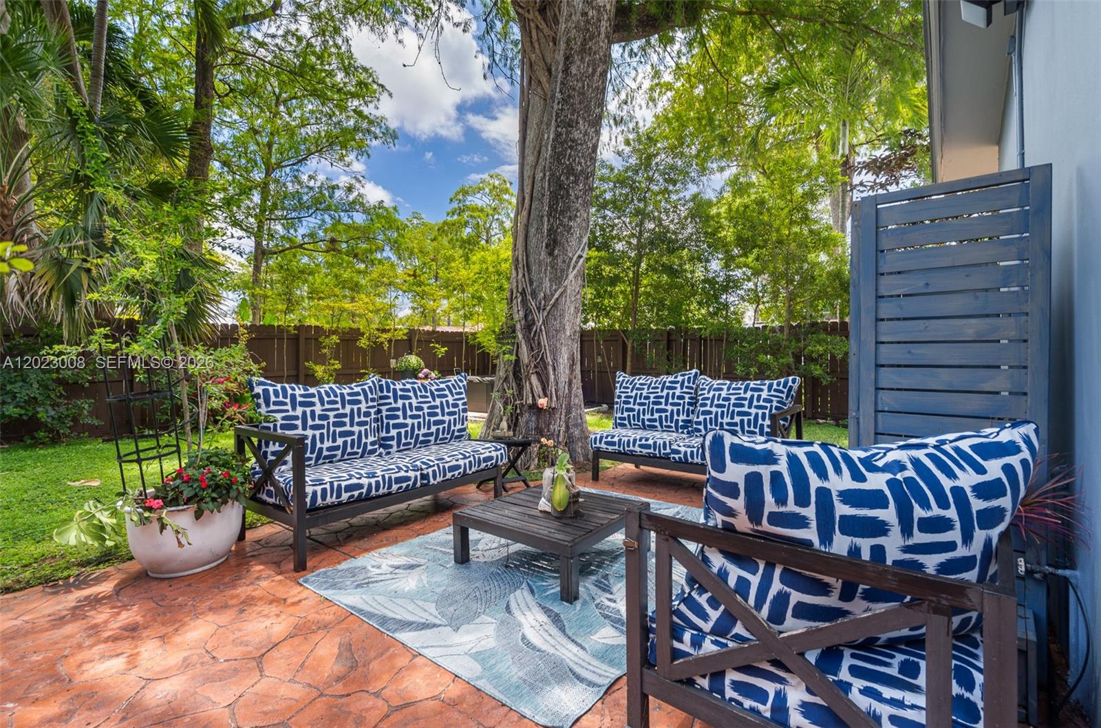 TAMARAC FOREST - Residential