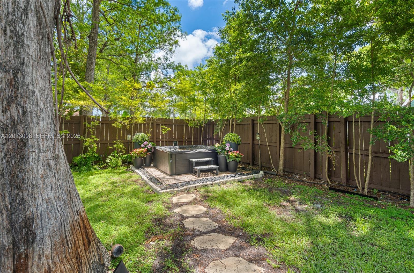 TAMARAC FOREST - Residential