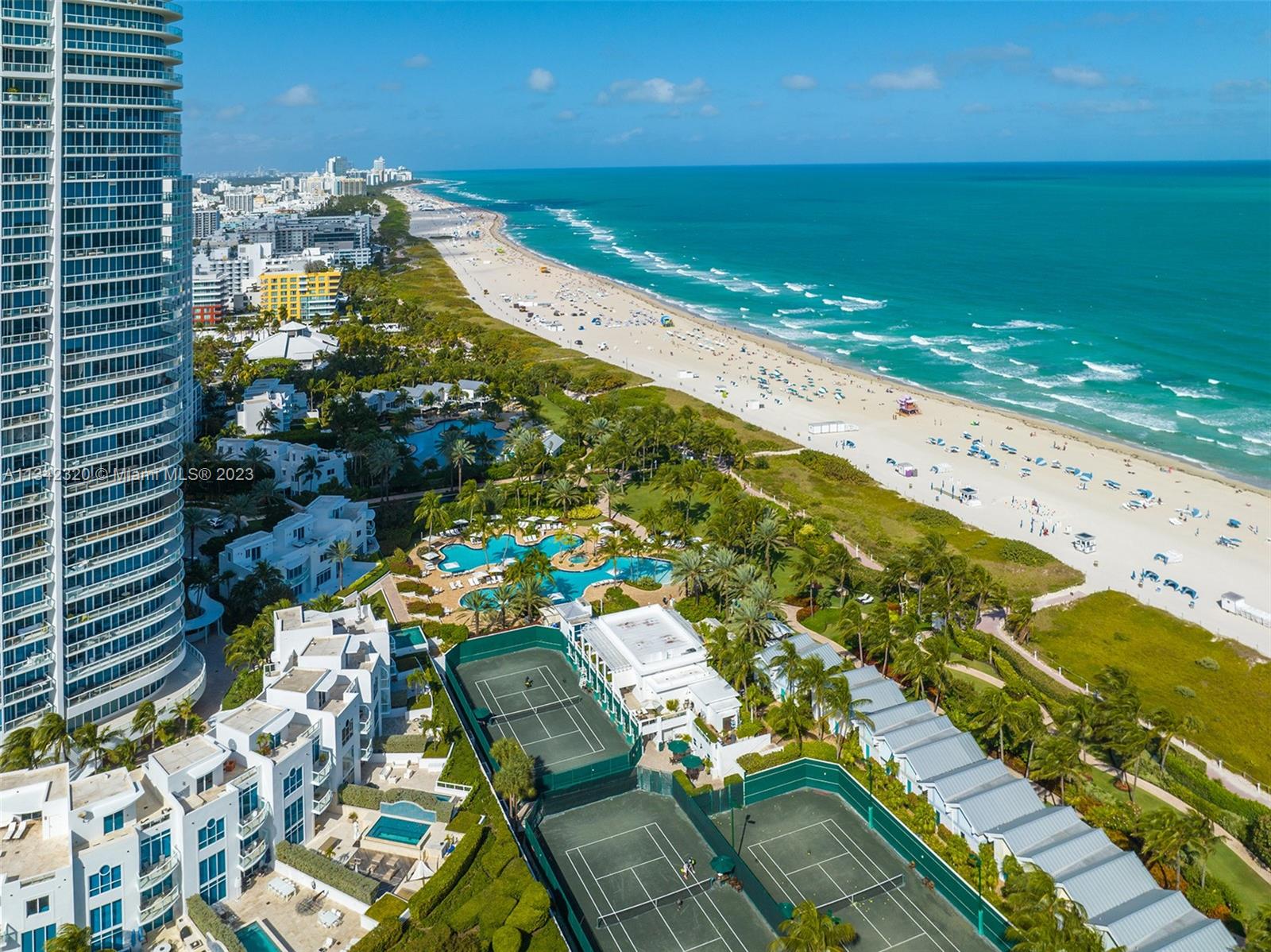 CONTINUUM ON SOUTH BEACH - Residential