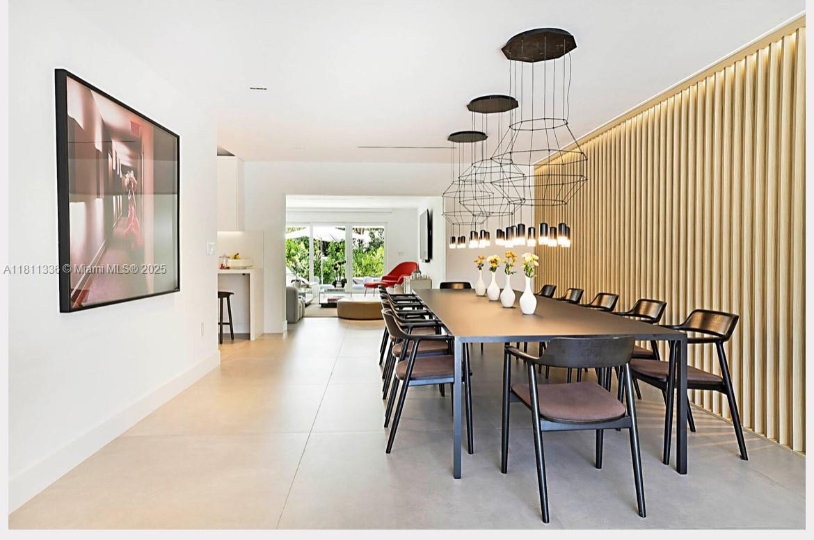 ALTOS DEL MAR NO 4 - Residential