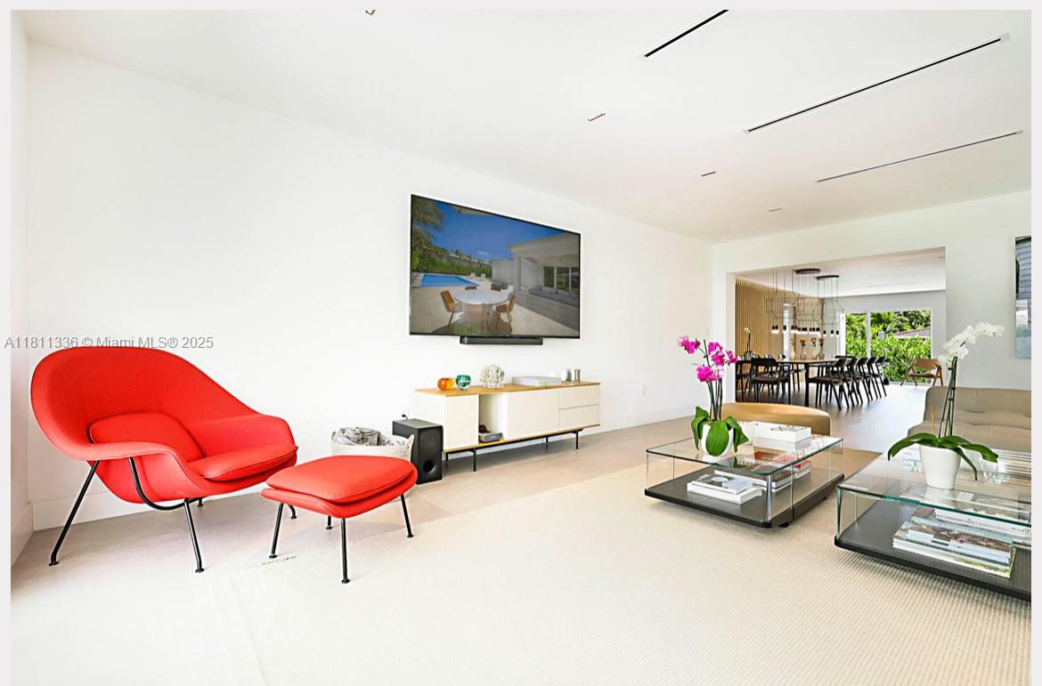ALTOS DEL MAR NO 4 - Residential