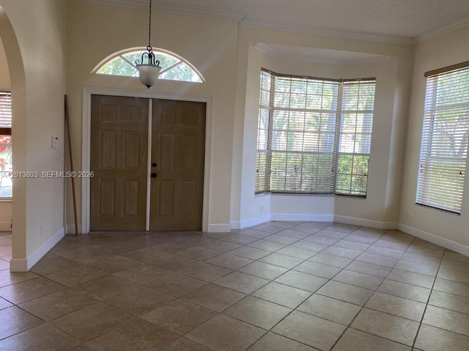CHAPEL LAKE ESTATES - Residential Lease