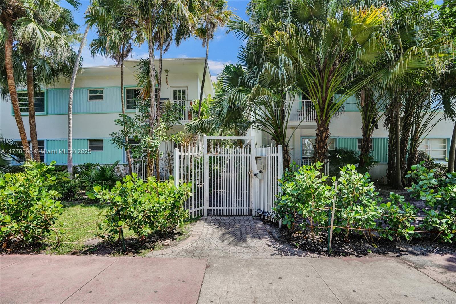 Palms and bougainvillea frame the beautiful private courtyard of this renovated Art Deco studio in the heart of South Beach. Updated kitchen, bath, and faux wood tile floors, combo washer/dryer, recessed lighting, walk in closet plus more. Steps from Flamingo Park, pool, tennis courts, Lincoln Road Mall, and white sand beaches. Small boutique apartment is a wonderful investment to add to your portfolio or as a weekend retreat. Best value in South Beach!