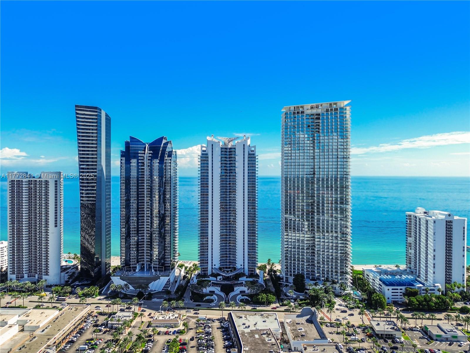 JADE BEACH SUNNY ISLES - Residential