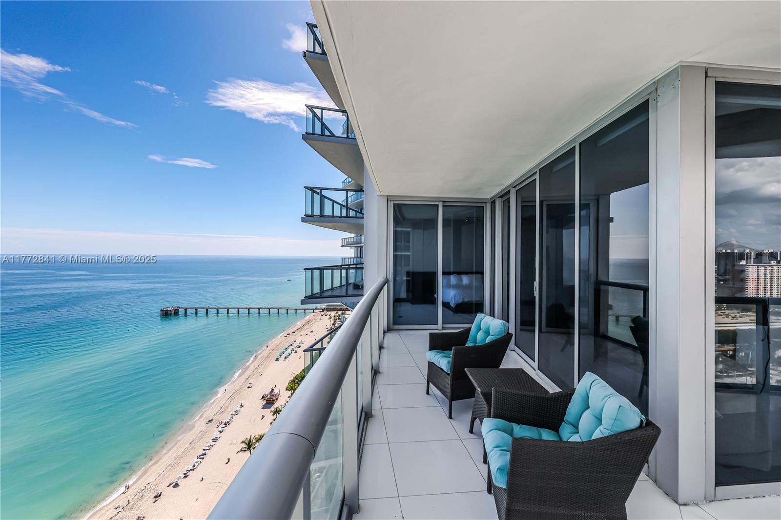 JADE BEACH SUNNY ISLES - Residential