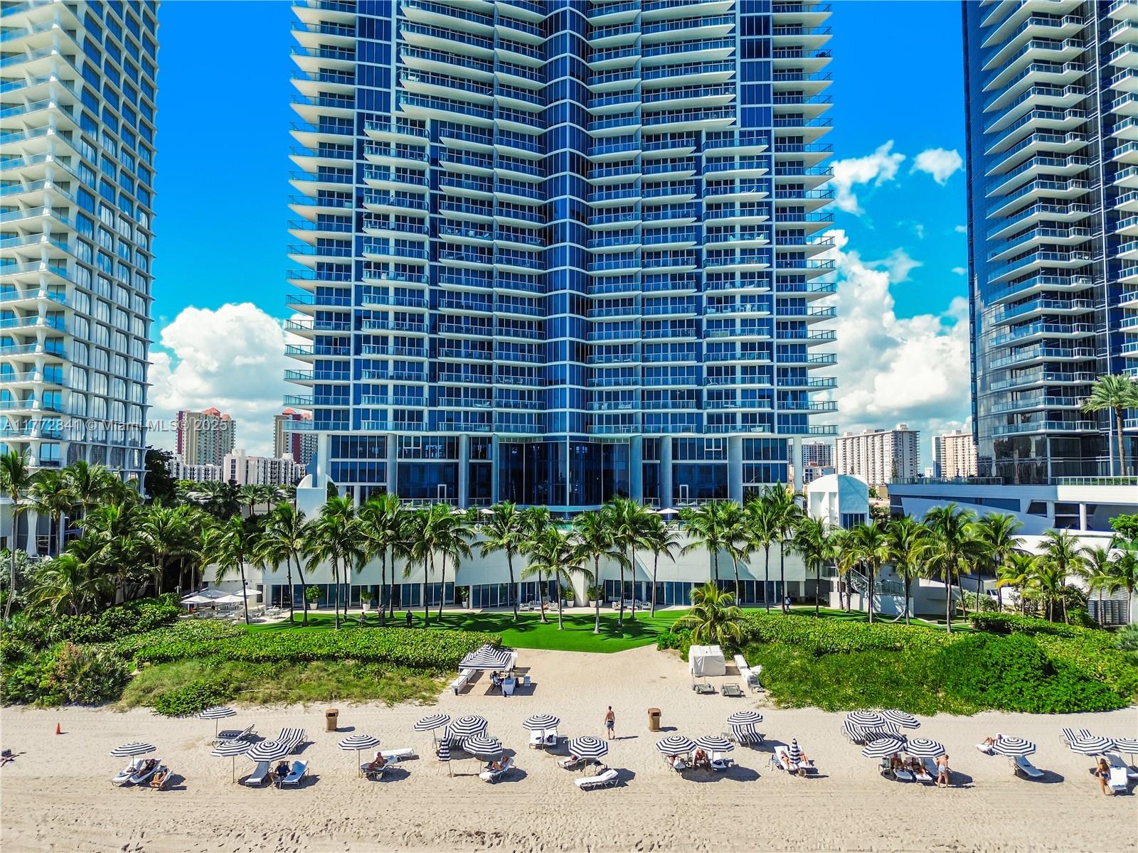 JADE BEACH SUNNY ISLES - Residential