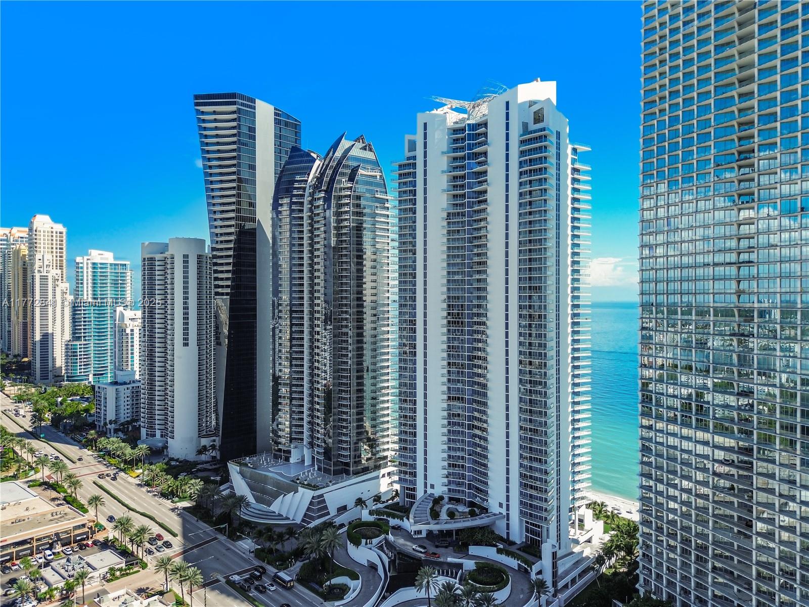 JADE BEACH SUNNY ISLES - Residential