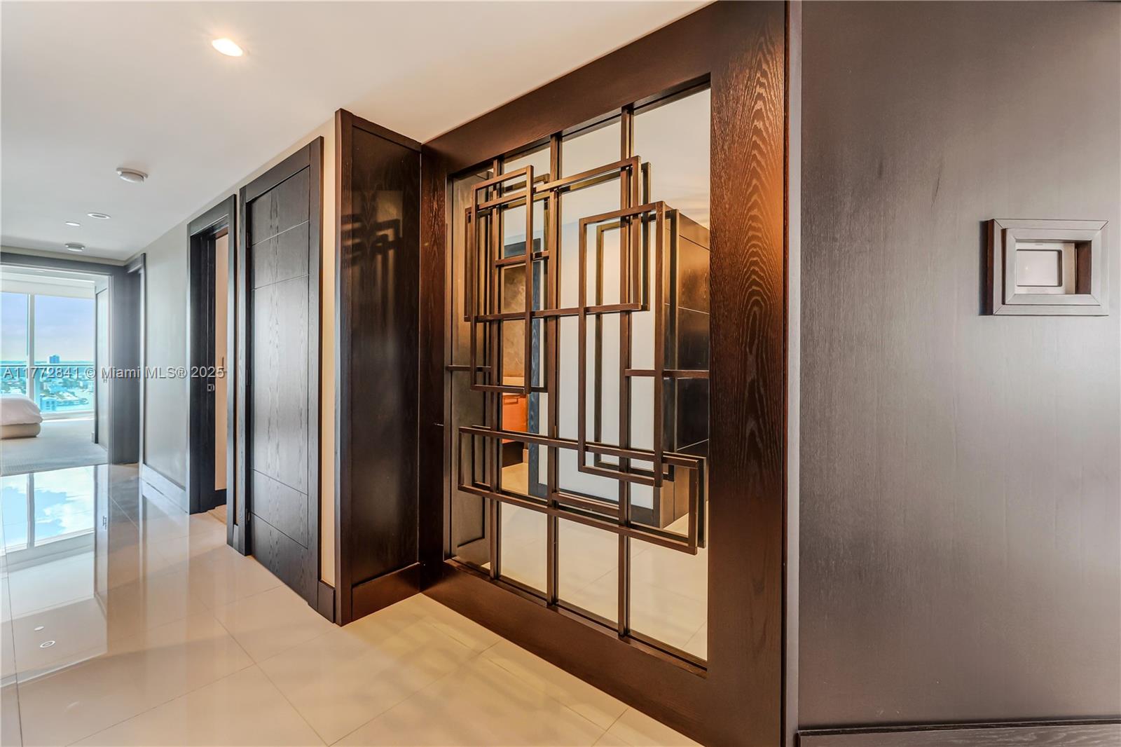 JADE BEACH SUNNY ISLES - Residential