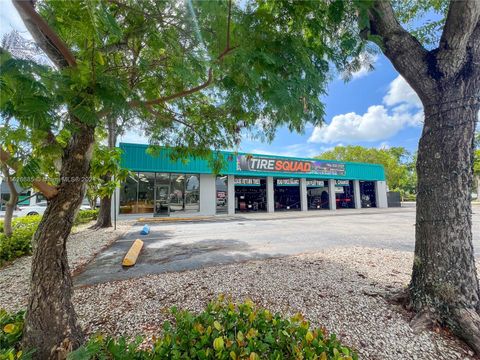  Pinecrest FL 33156
