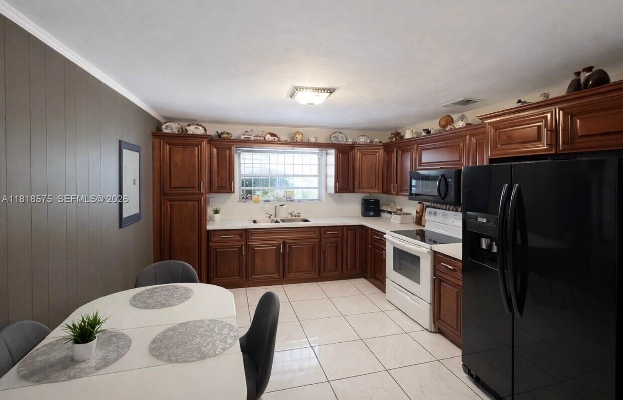 WINONA PK 1ST ADDN - Residential Income