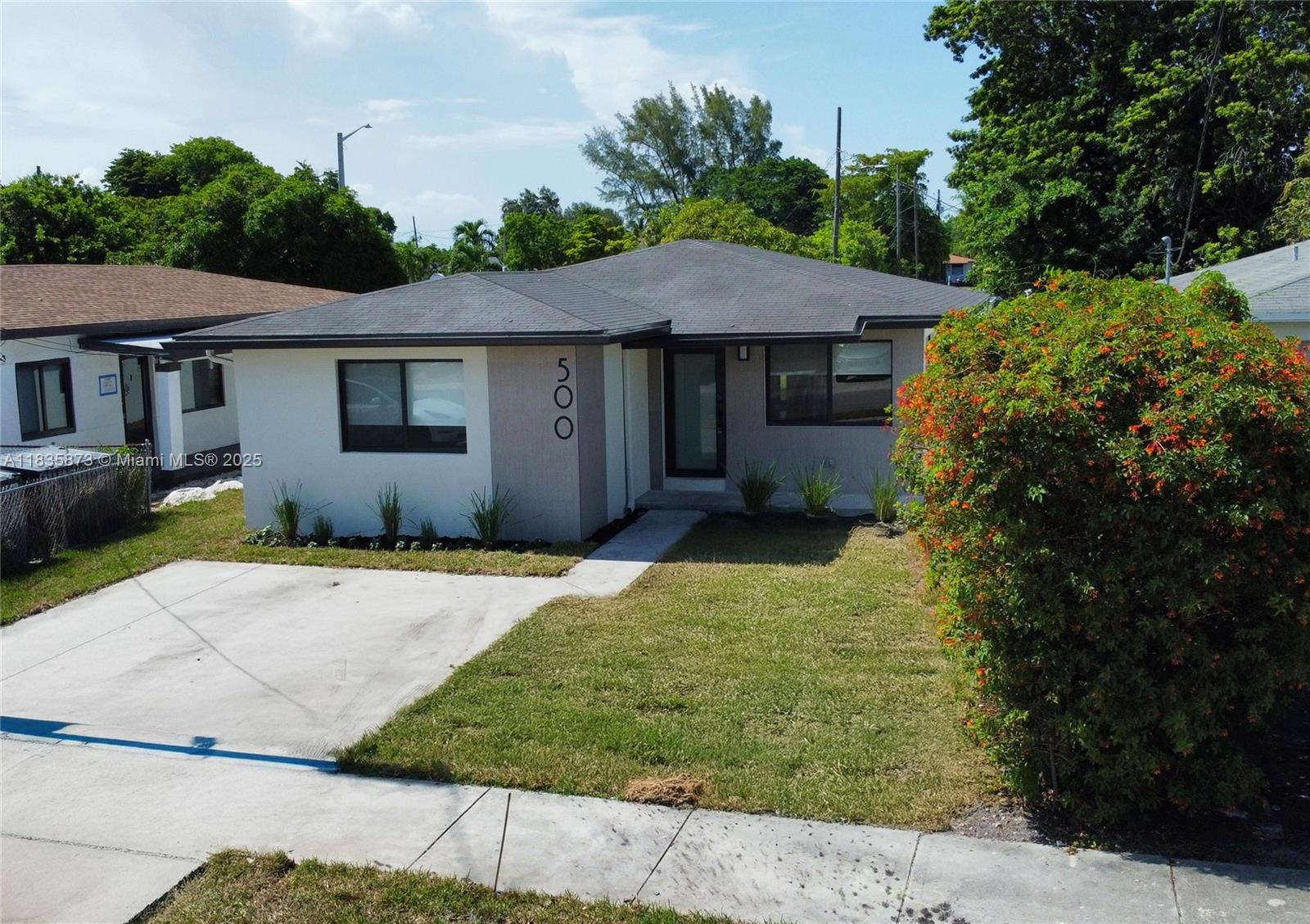 500 NW 7th Ct
