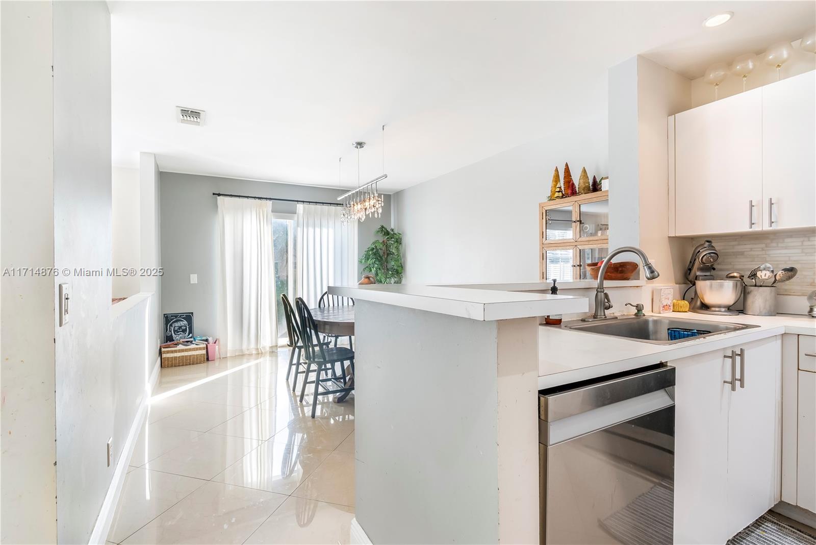 PALM ISLAND PLAT 2 - Residential