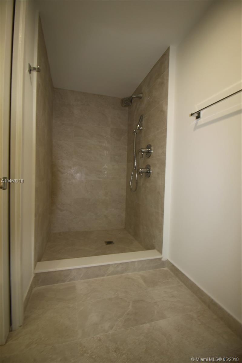Aria on the bay - Residential Lease