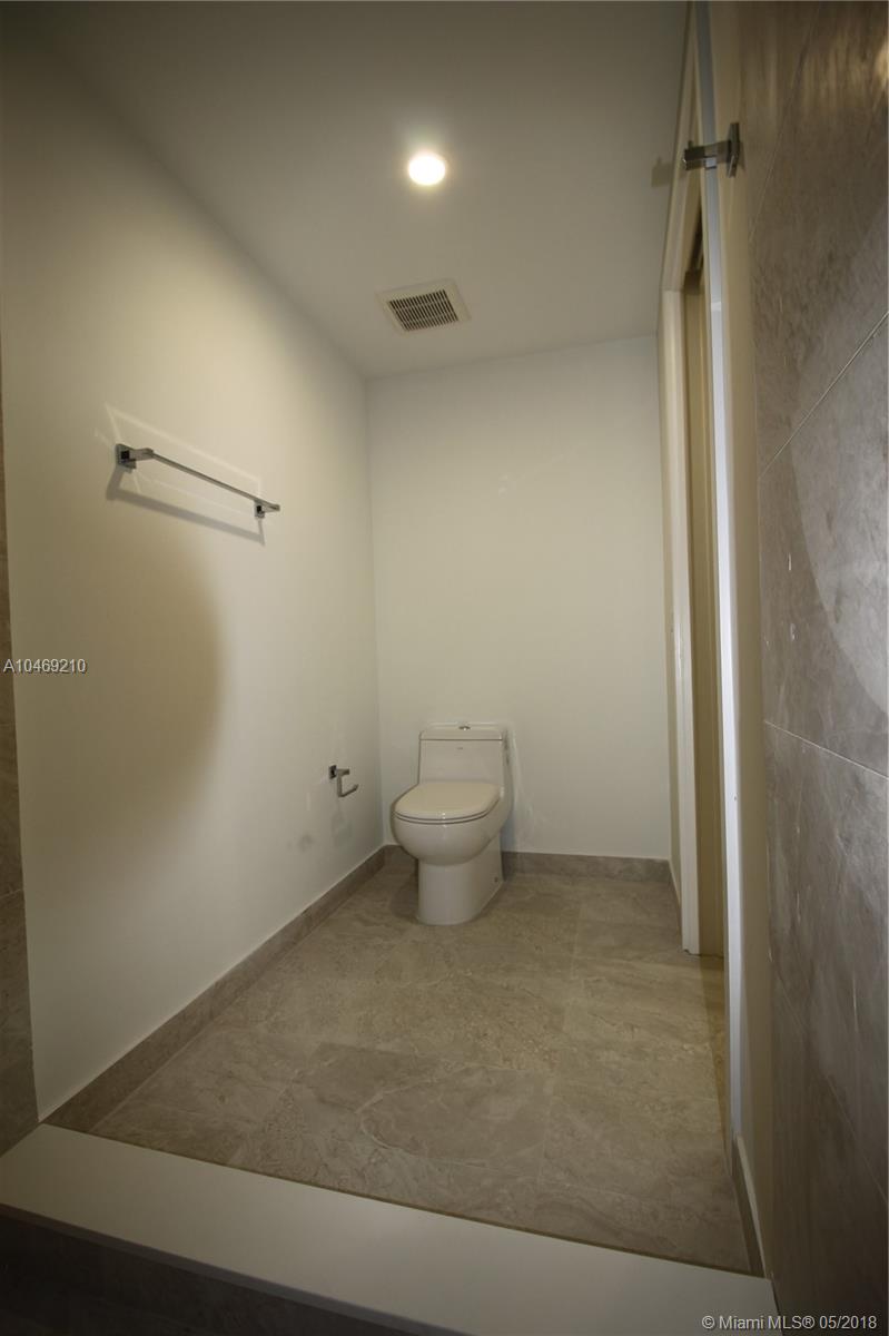 Aria on the bay - Residential Lease