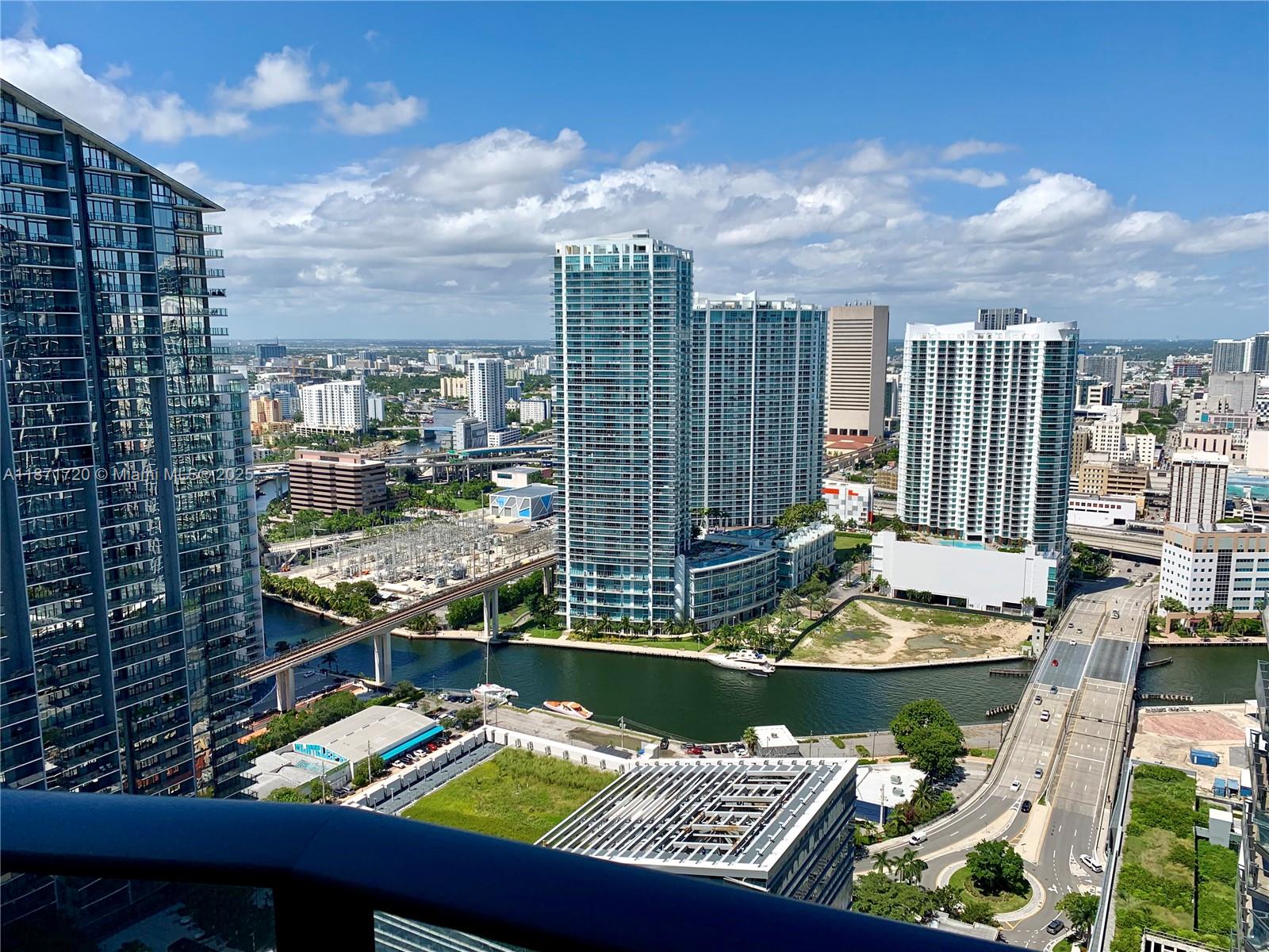 801 S Miami Ave 3909