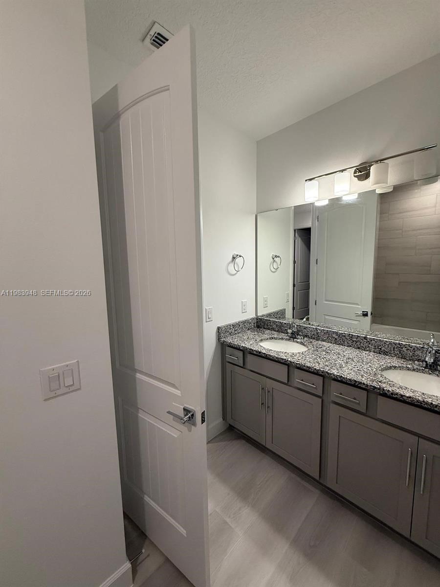 PORT MALABAR UNIT 15 - Residential