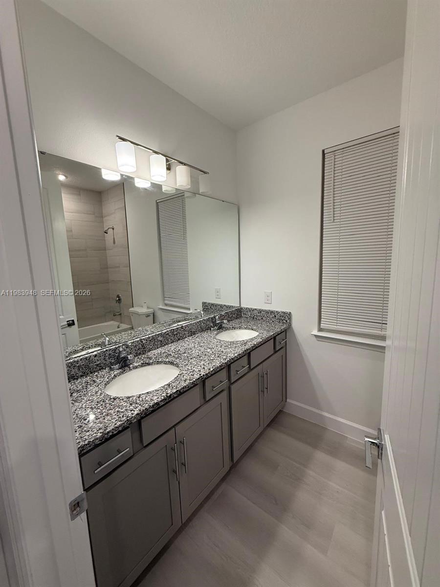 PORT MALABAR UNIT 15 - Residential