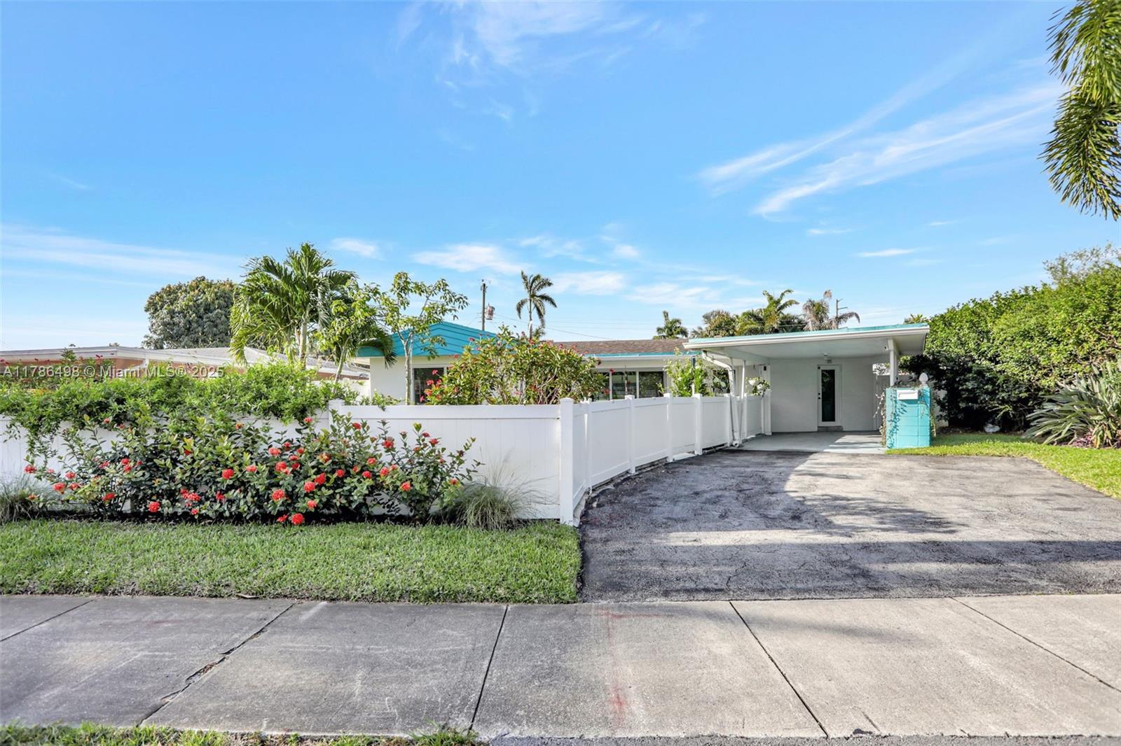 816 NW 29th St