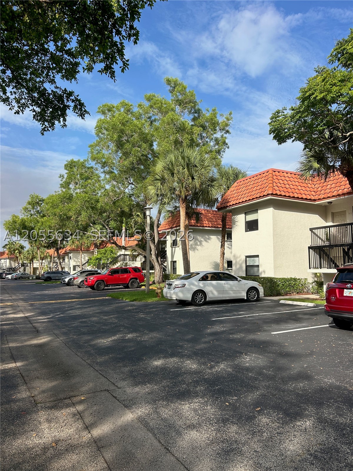 15710 E Waterside Cir 203