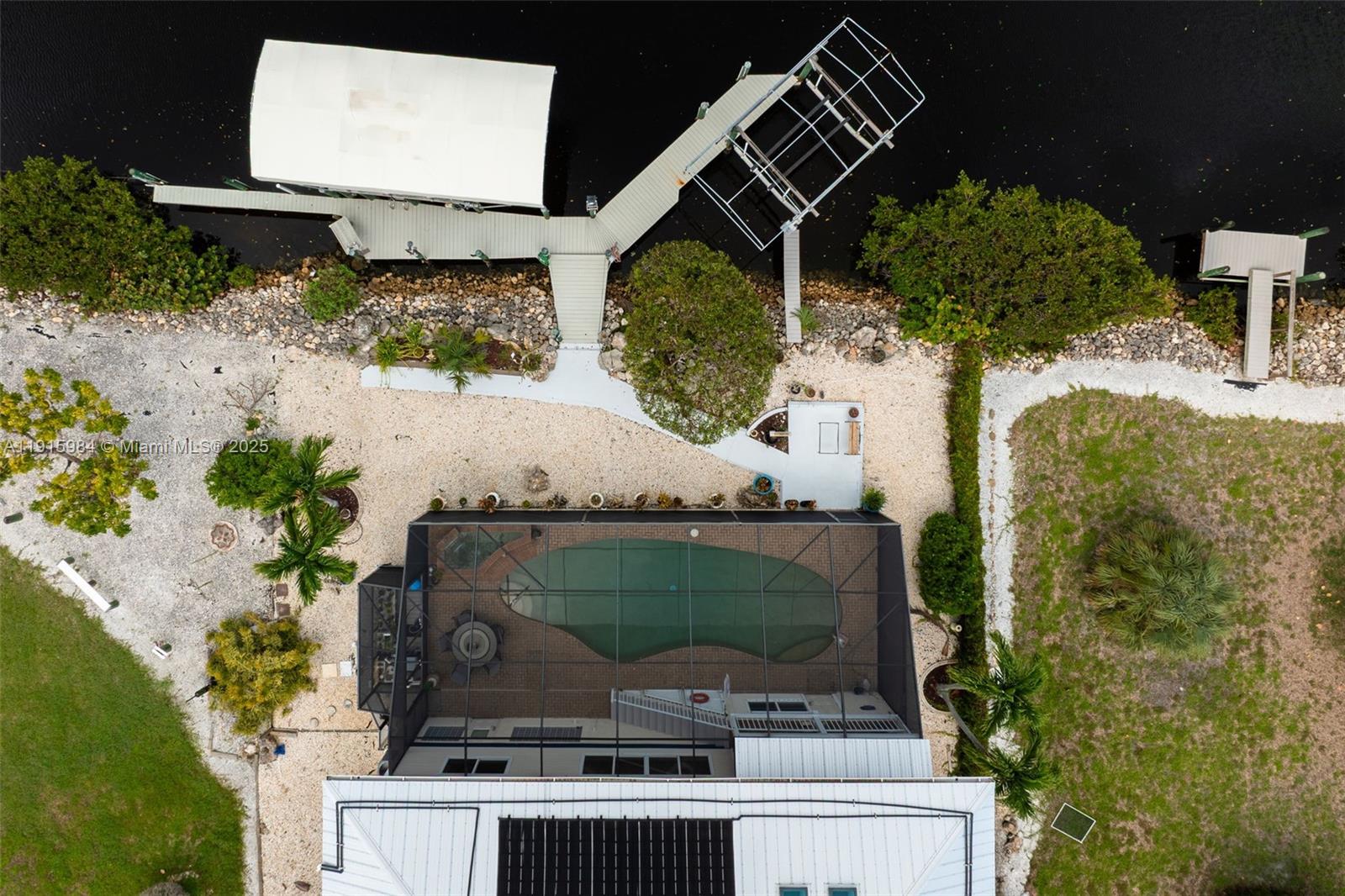 PALM ISLES - Residential