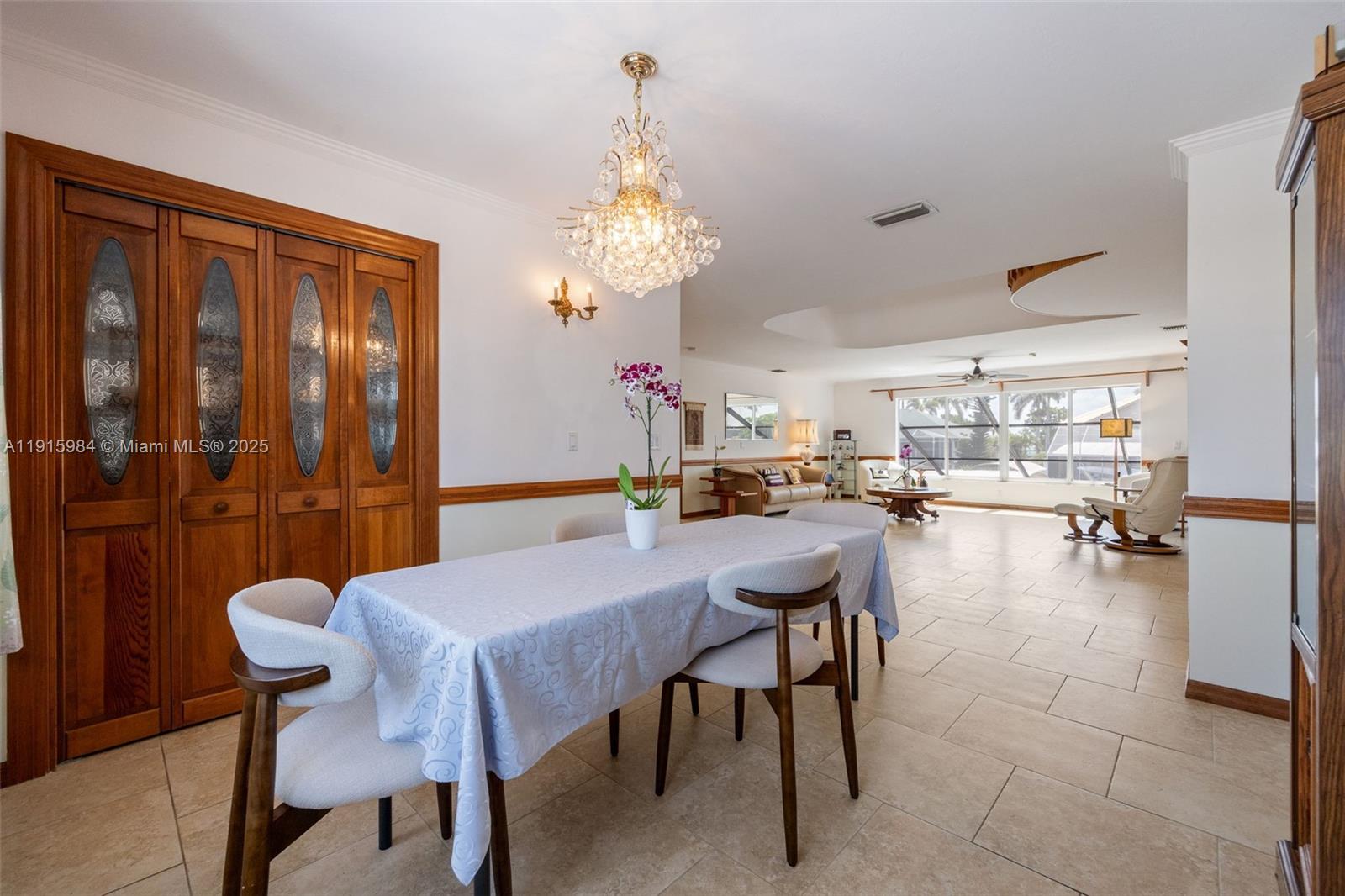 PALM ISLES - Residential