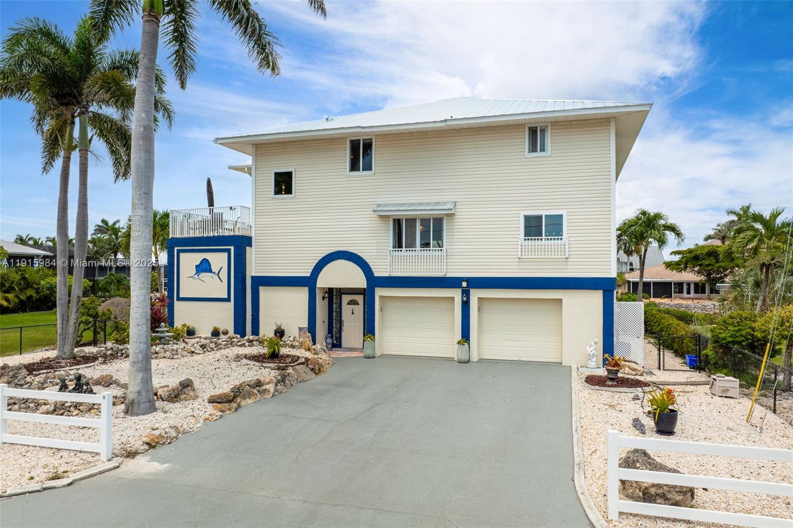 PALM ISLES - Residential