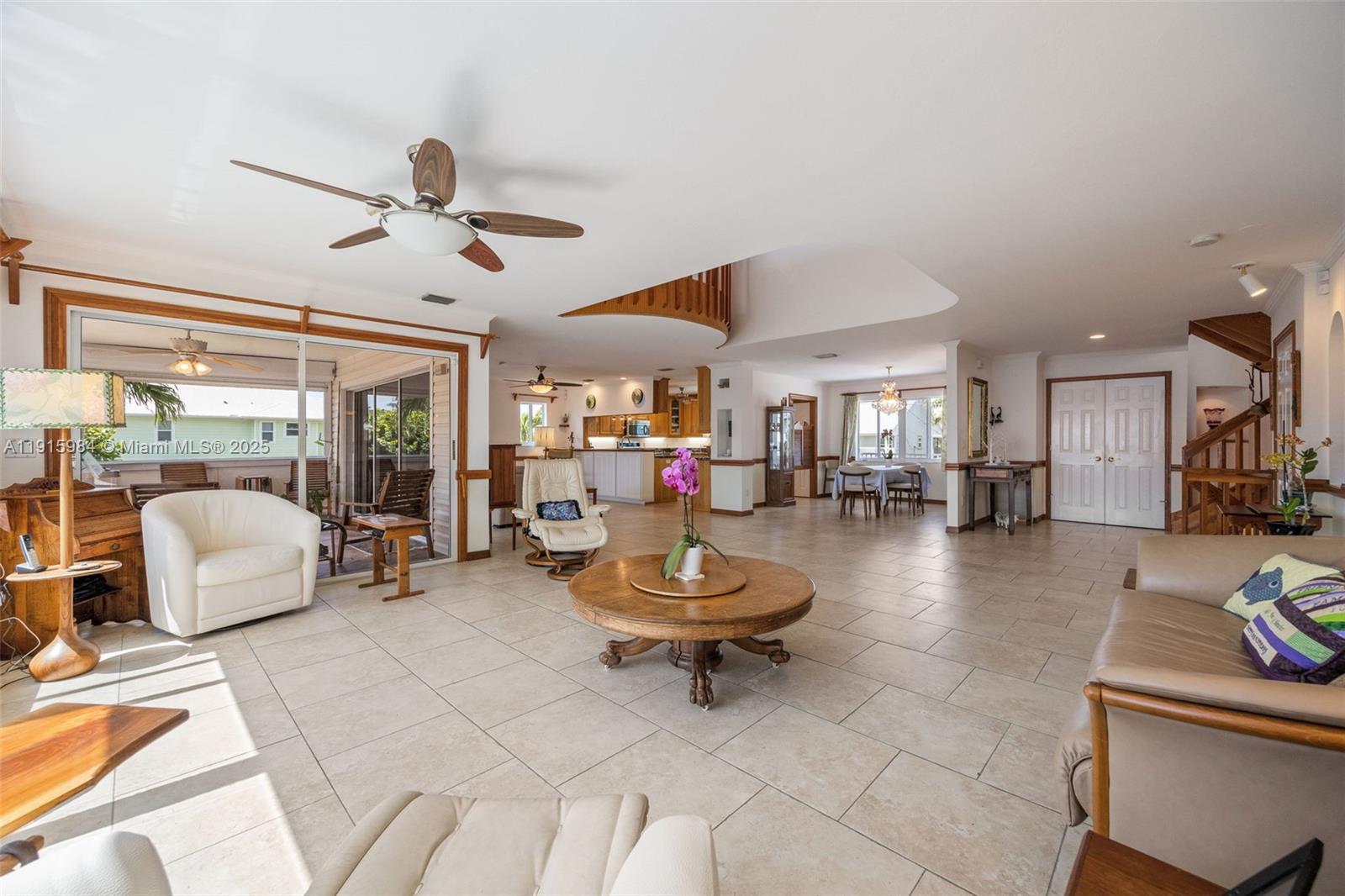 PALM ISLES - Residential