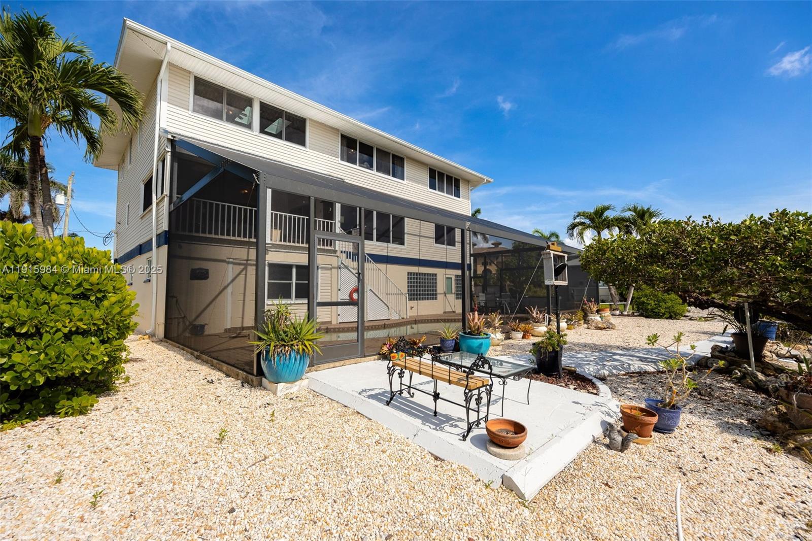 PALM ISLES - Residential