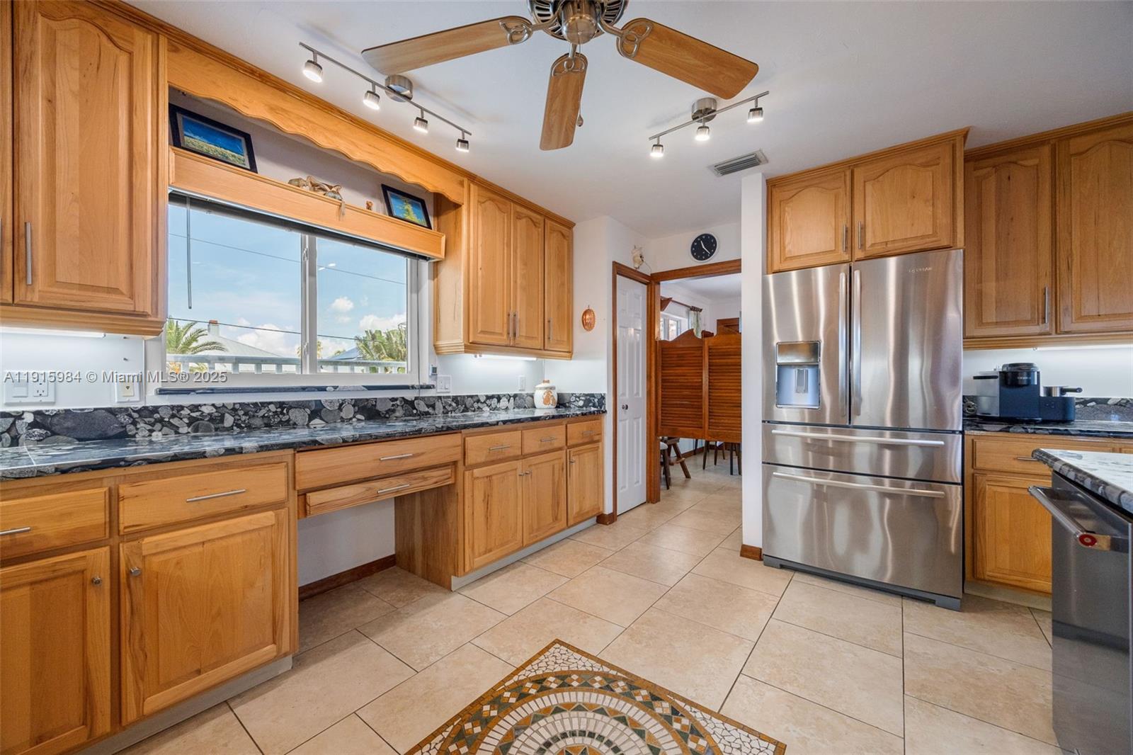 PALM ISLES - Residential