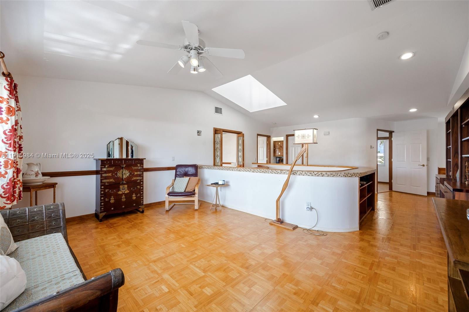 PALM ISLES - Residential