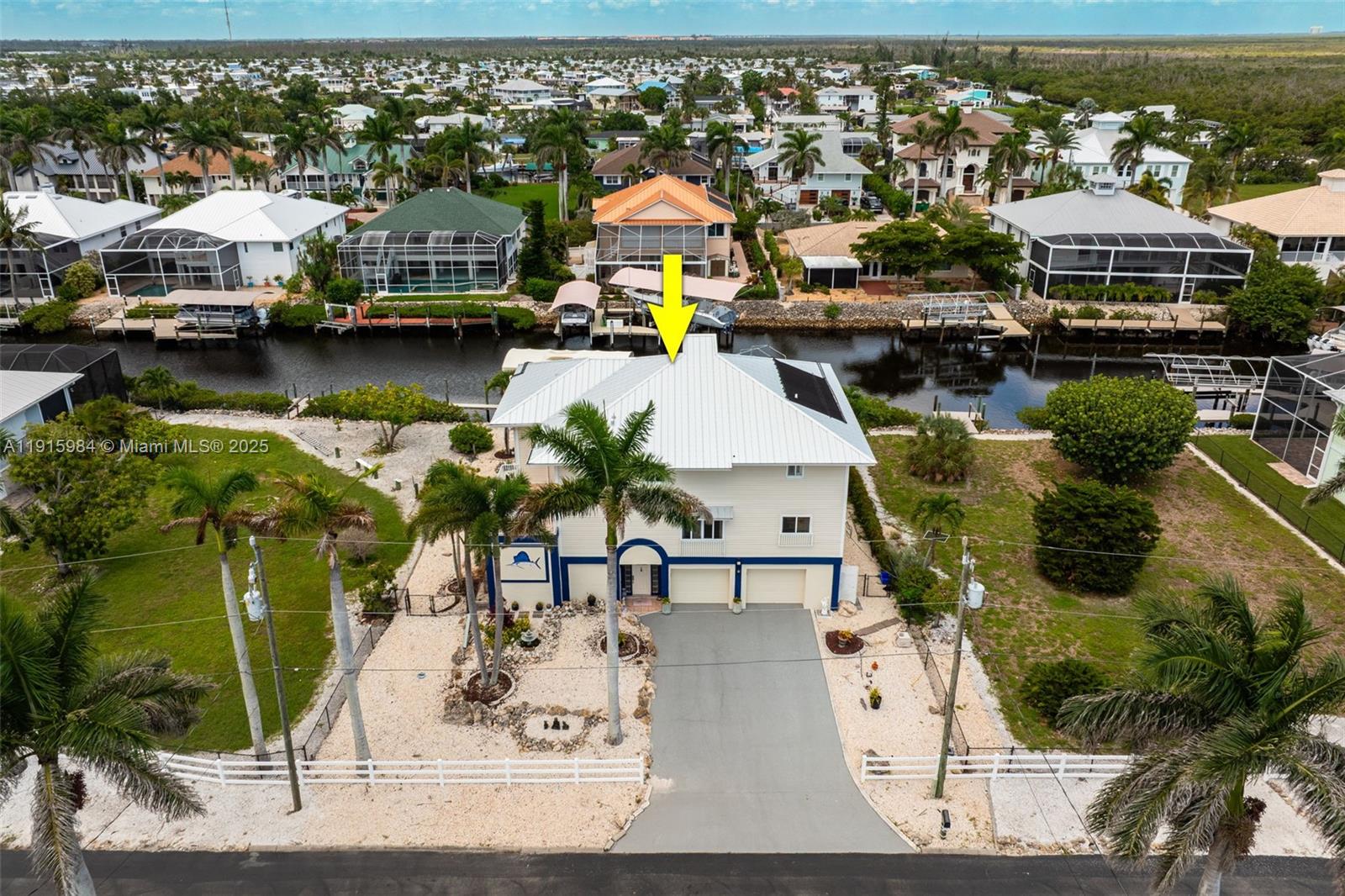 PALM ISLES - Residential