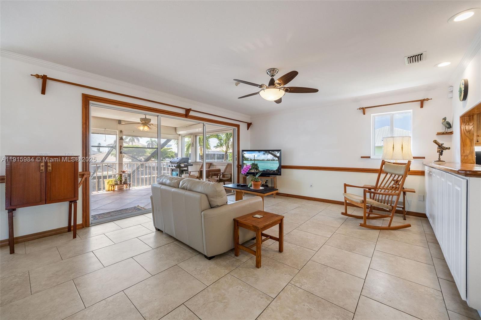 PALM ISLES - Residential