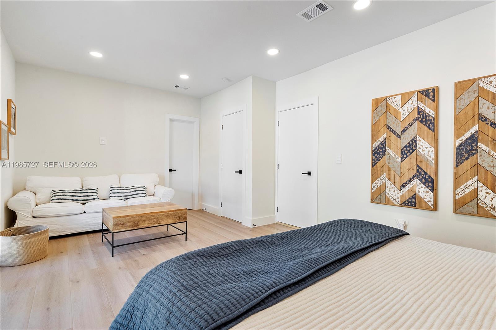 MIAMI SHORES - Residential Lease