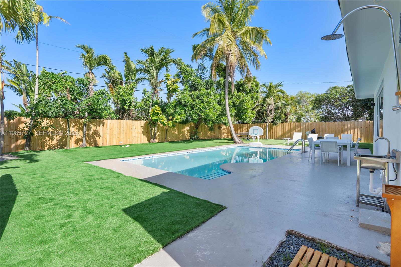 MIAMI SHORES - Residential Lease