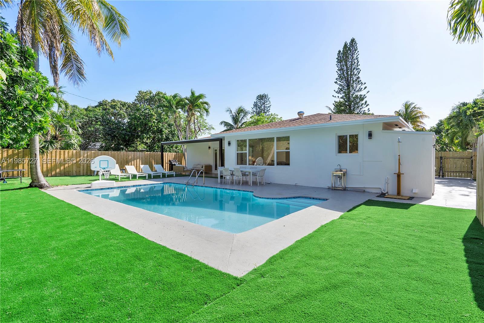 MIAMI SHORES - Residential Lease