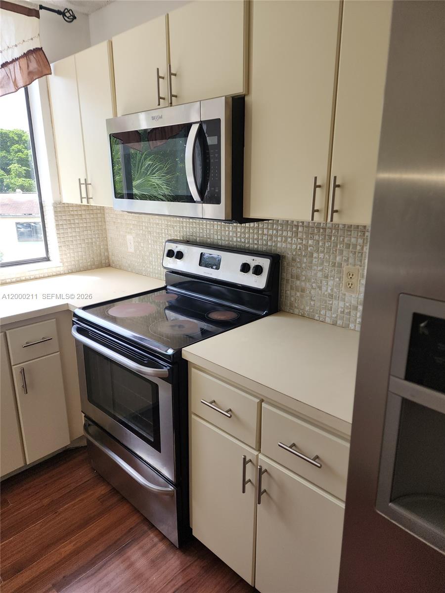 INVERRARY GARDENS CONDO I - Residential Lease