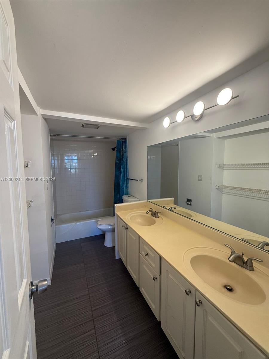 INVERRARY GARDENS CONDO I - Residential Lease