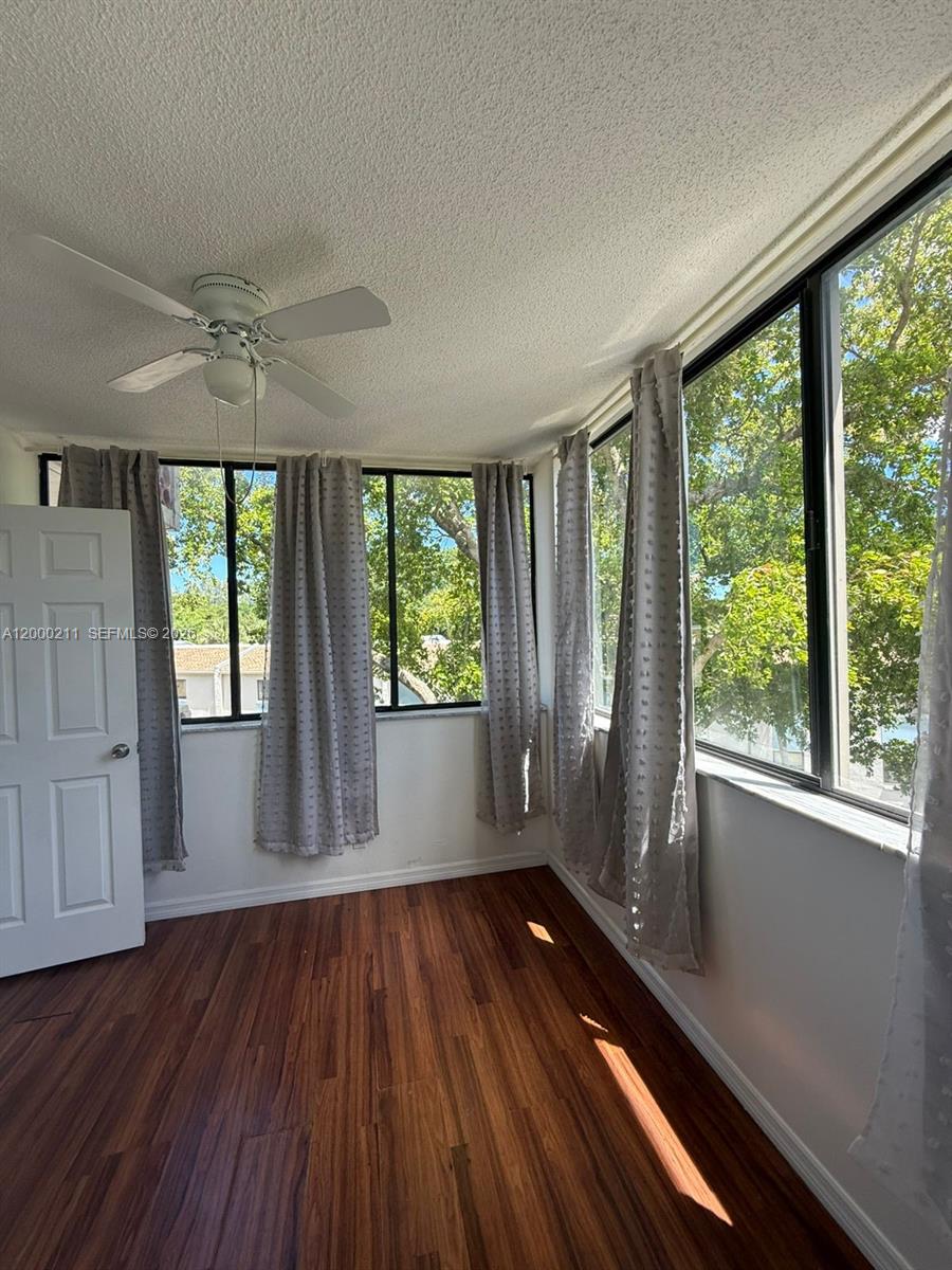 INVERRARY GARDENS CONDO I - Residential Lease