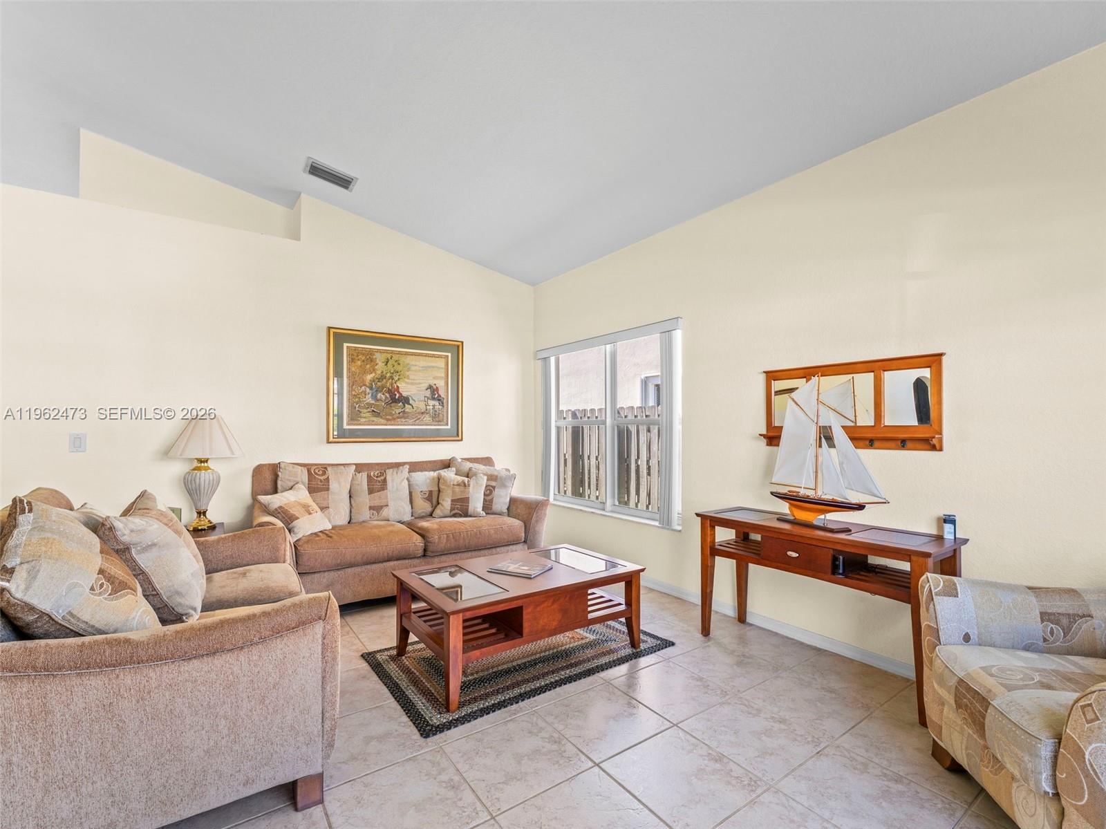 OAK CREEK SOUTH - Residential