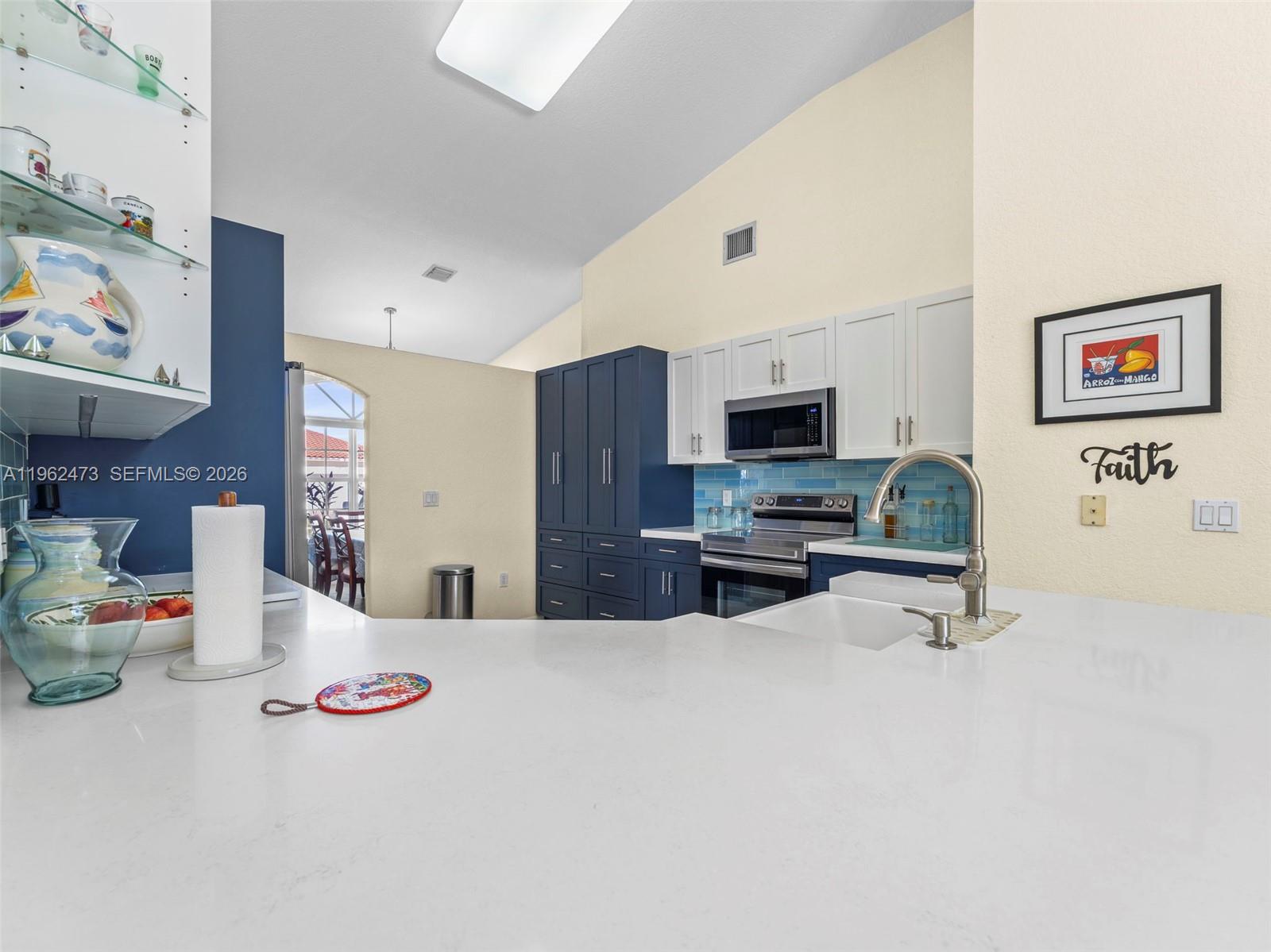 OAK CREEK SOUTH - Residential