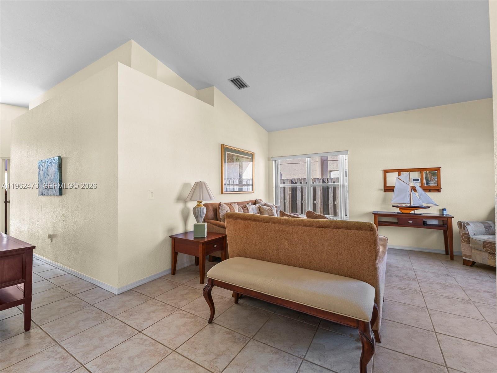 OAK CREEK SOUTH - Residential