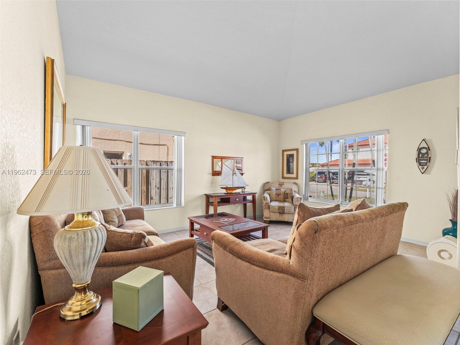 OAK CREEK SOUTH - Residential