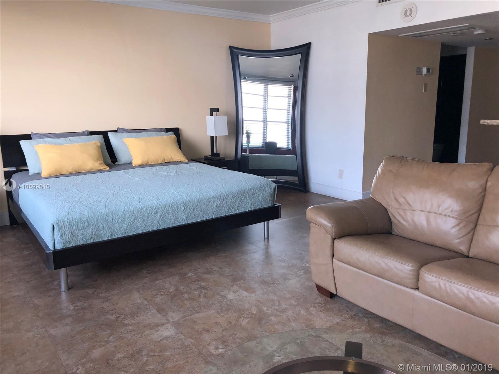 THE DECOPLAGE CONDO - Residential Lease