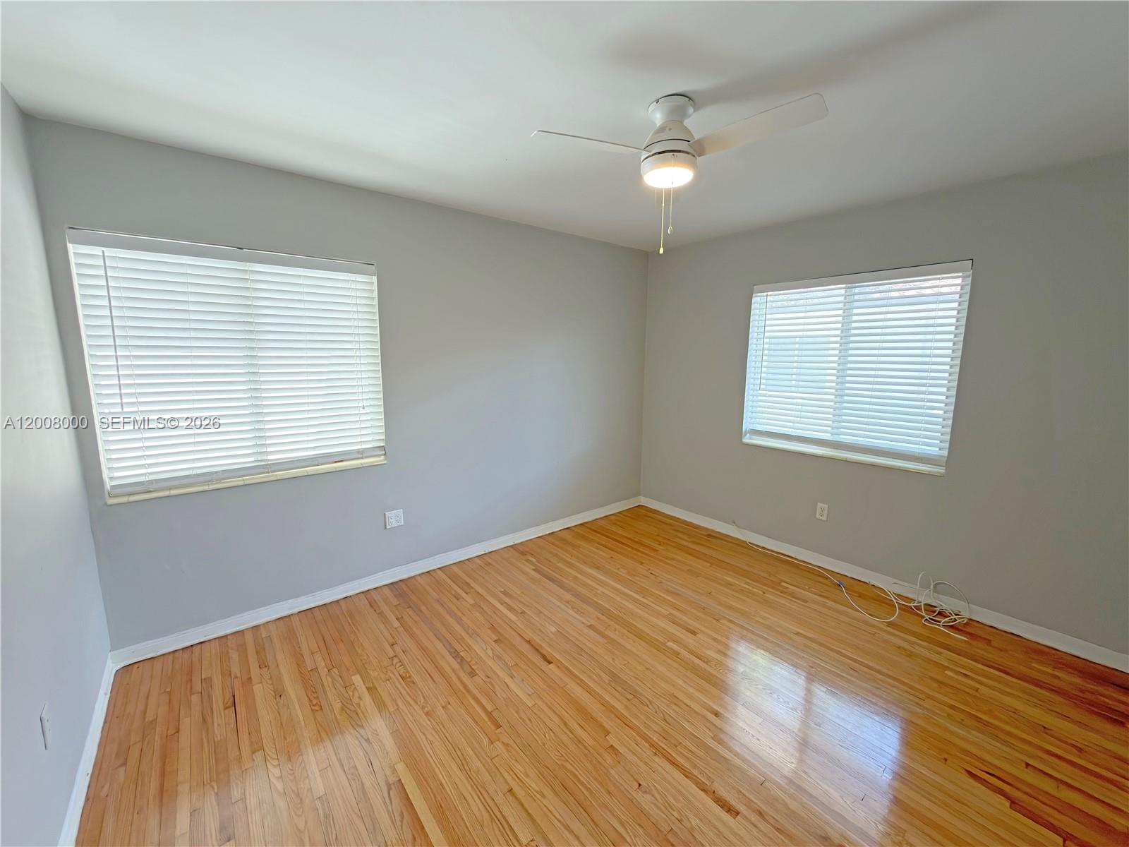 SHADOWLAWN - Residential Income