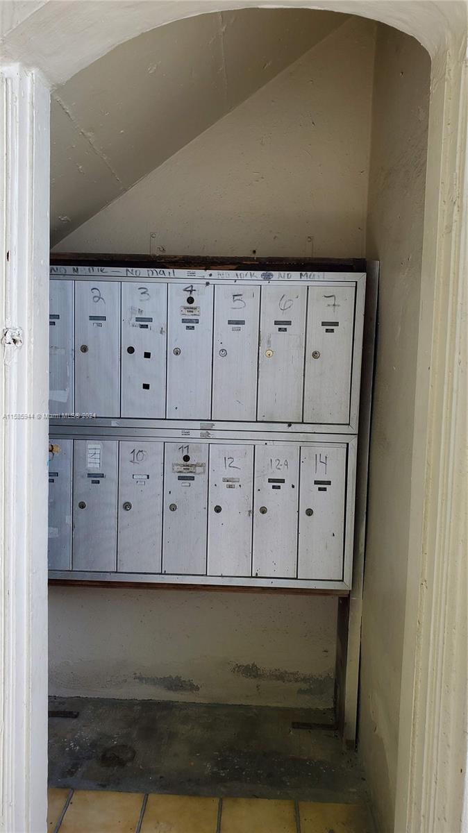 OCEAN BEACH ADDN NO 3 - Residential Income