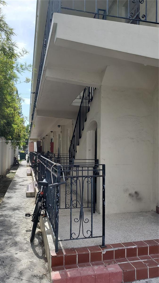 OCEAN BEACH ADDN NO 3 - Residential Income