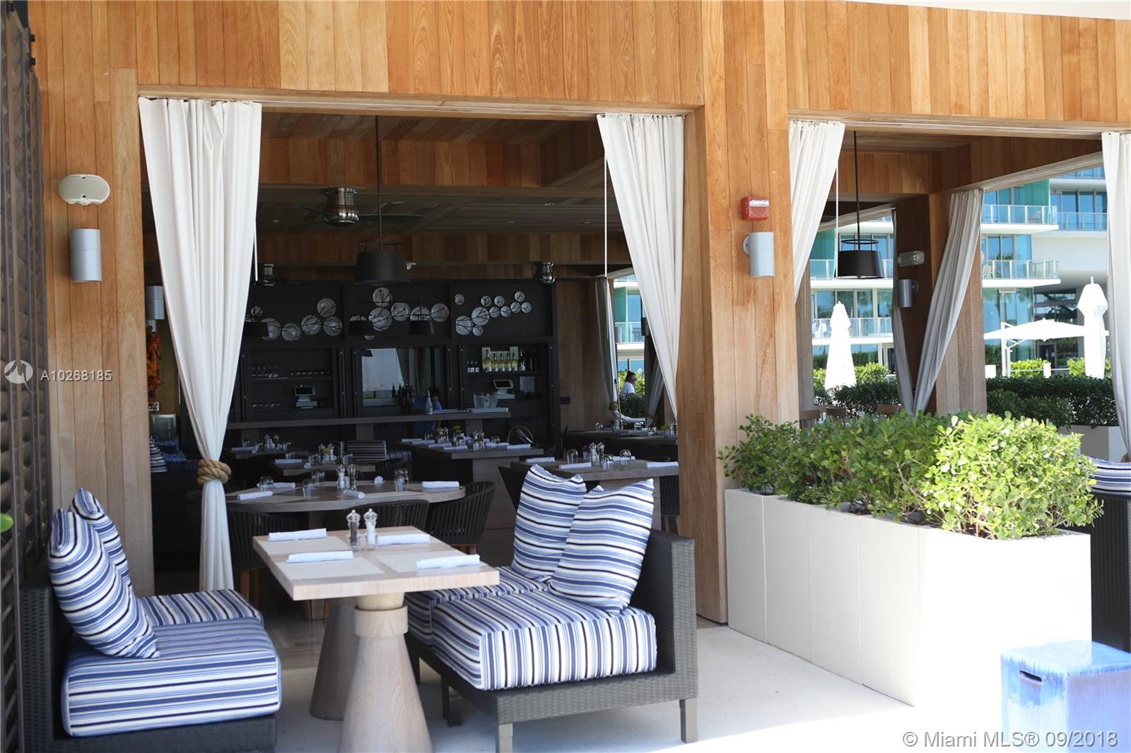 OCEANA KEY BISCAYNE - Residential