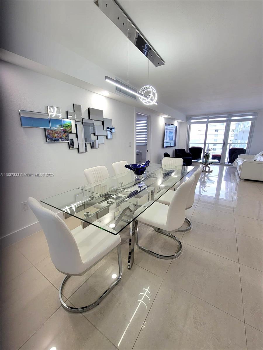 5701 Collins Ave 1512