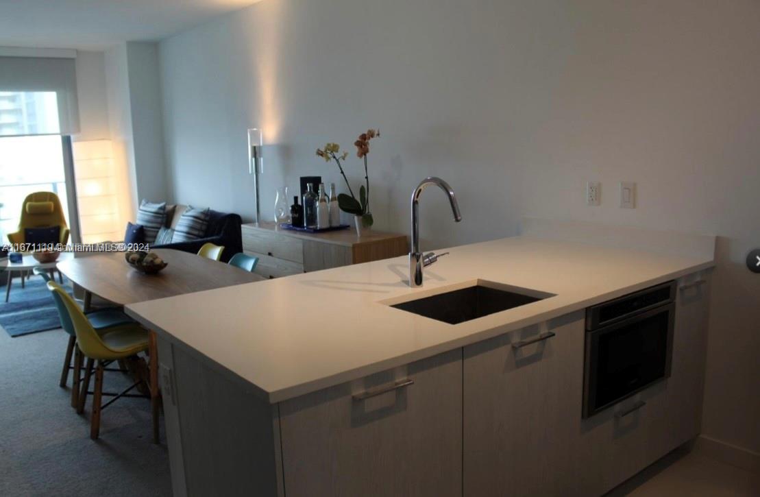 PARAISO BAYVIEWS CONDO - Residential